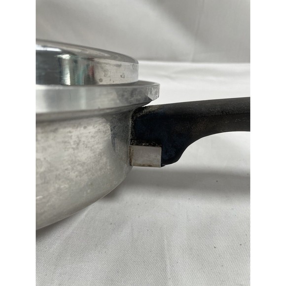 Vintage Prudential Ware 9" Stainless Steel skillet / saute Pan with lid - Picture 7 of 8